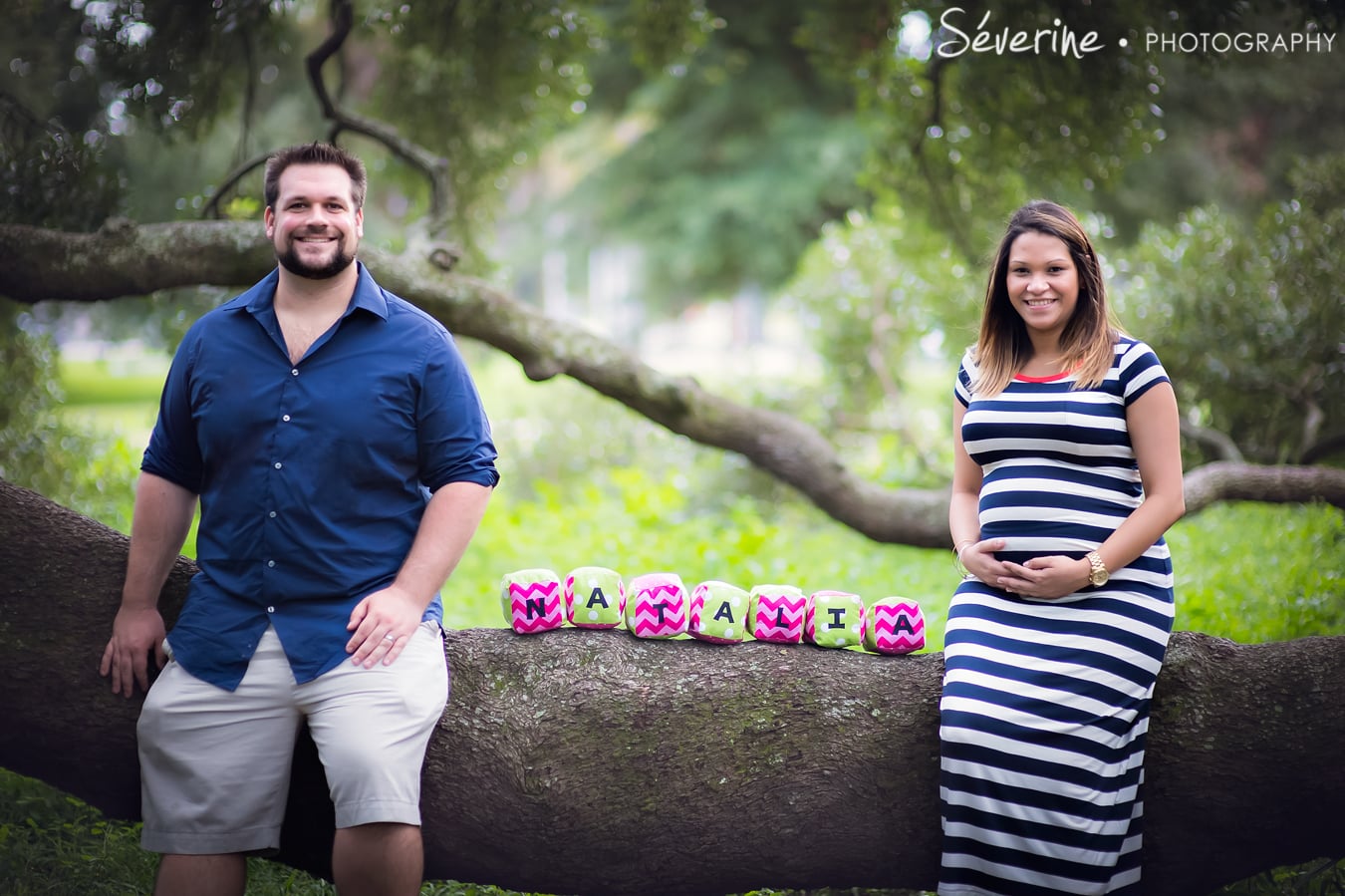 Maternity pictures at Treaty Oak Park Jacksonville