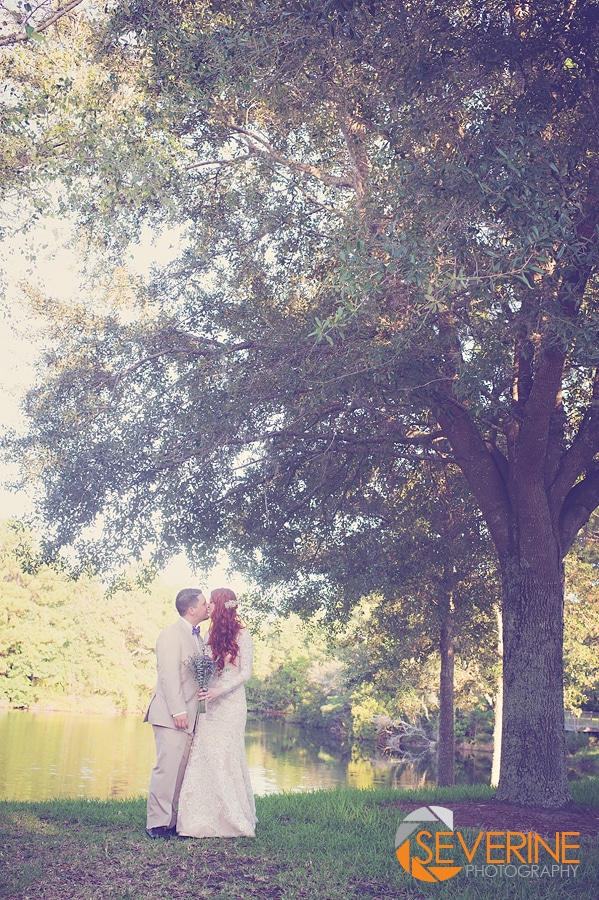 kiss tree wedding florida